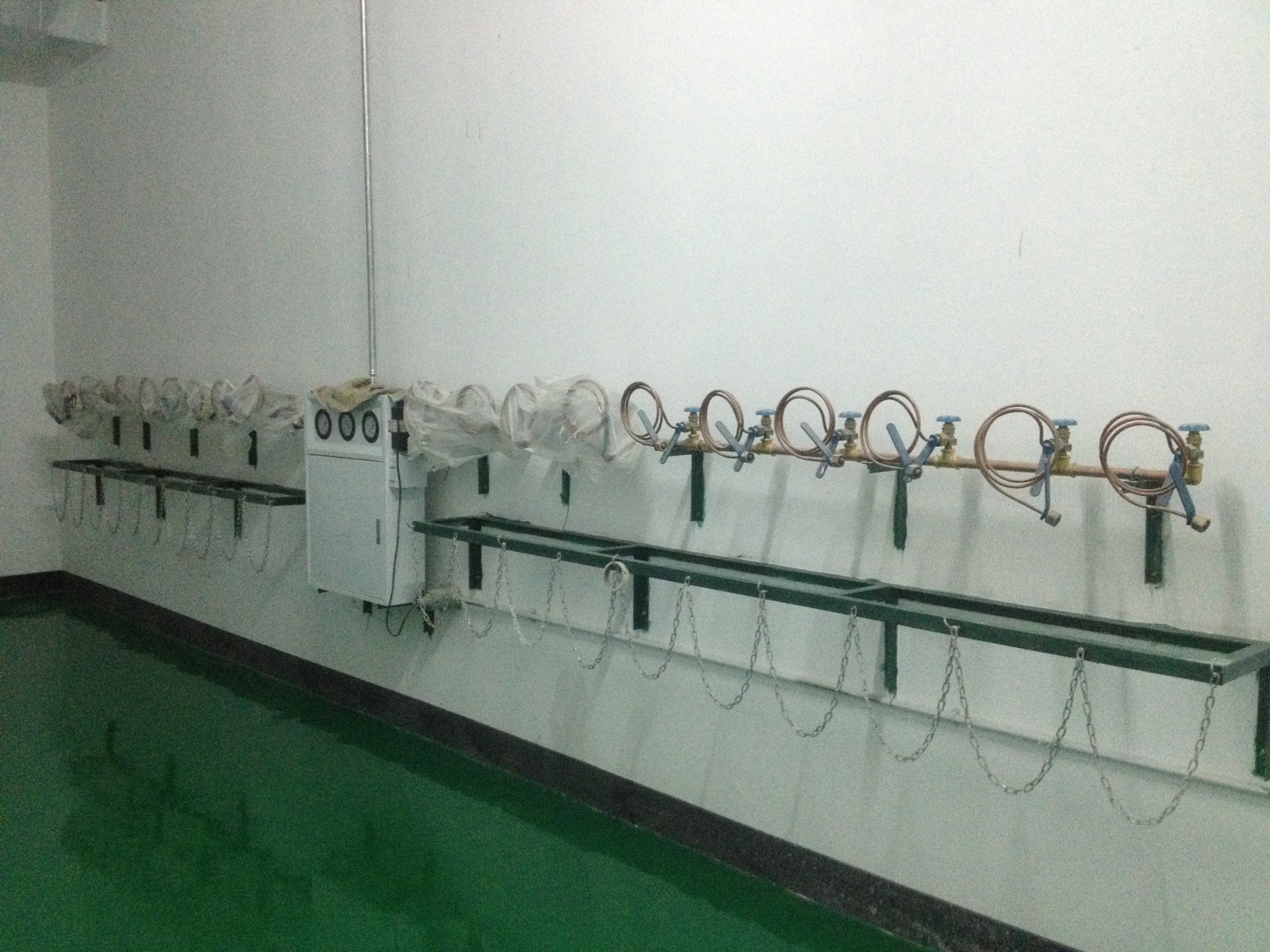 医用中心供氧系统和医用中心吸引系统